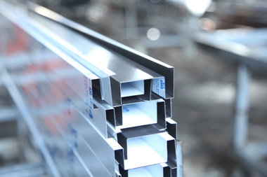 全自動四邊刨槽機 - 加工工件