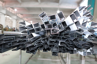 全自動四邊刨槽機 - 加工工件